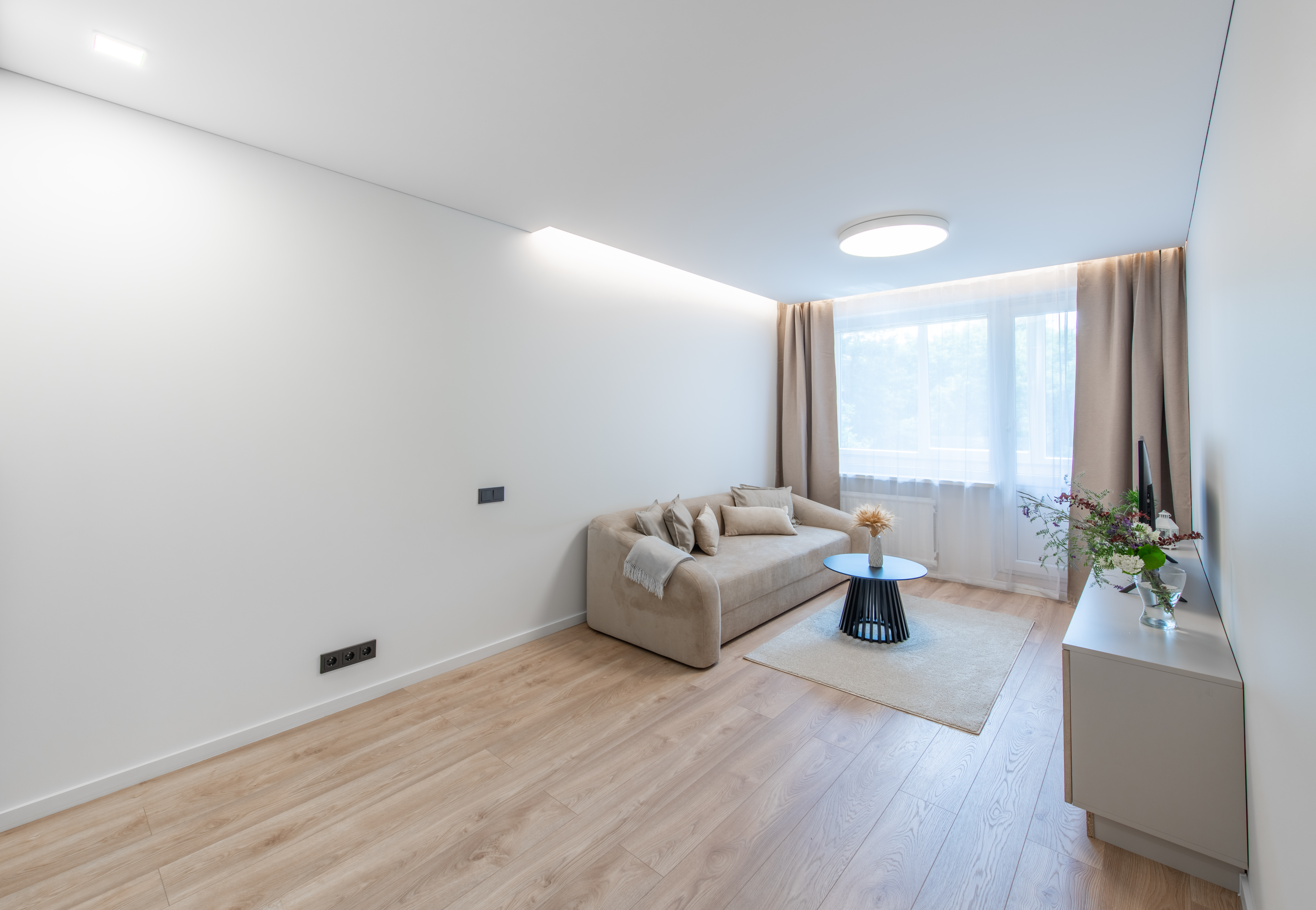 Brighter Rooms, Cleaner Lines: Interior Painting Tips from Delaware’s #1 Residential Painter