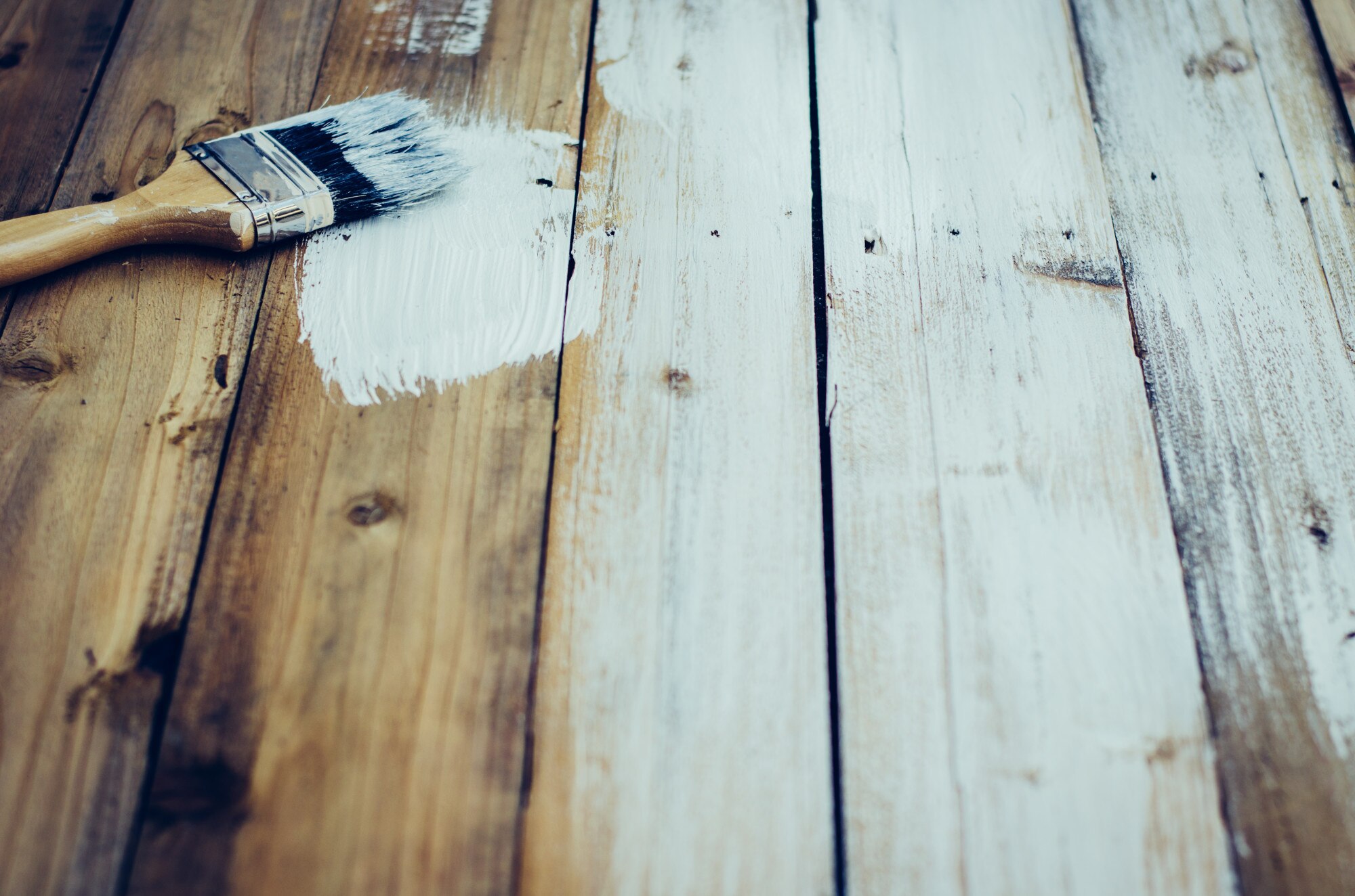 Protect Your Outdoor Space: Why Deck Painting and Restoration Matter!