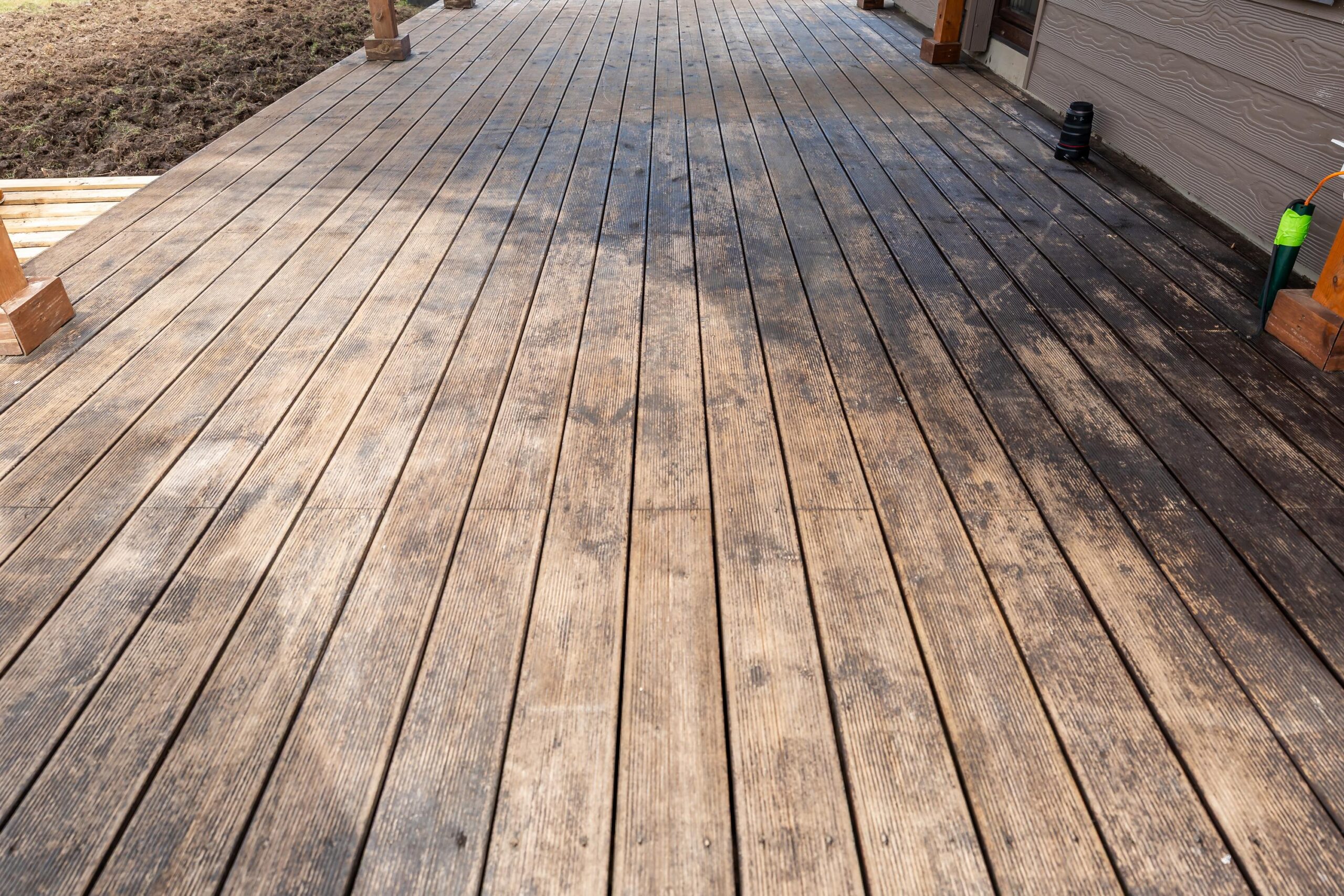 Protect Your Deck: Why Painting and Restoration Matter in Delaware